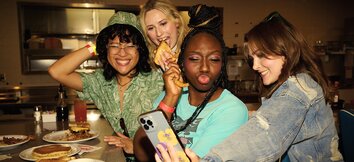 Denny's Meeting Room